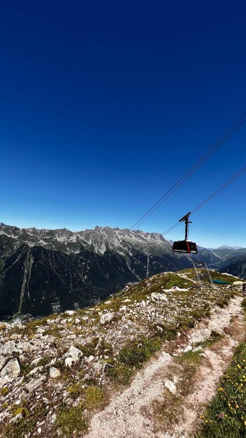 Apartmán Le Nid De L'Aiguille - Au Pied De L'Aiguille Du Midi Chamonix Exteriér fotografie